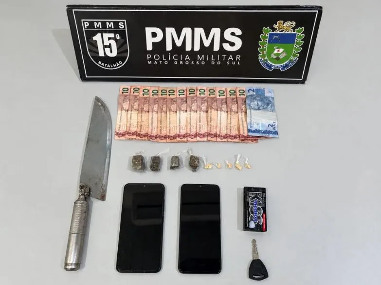 Homem é preso por tráfico de drogas após tentar fugir da polícia em Maracaju;