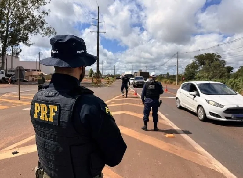 PRF inicia 'Operação Nossa Senhora Aparecida' nesta sexta-feira nas rodovias federais;